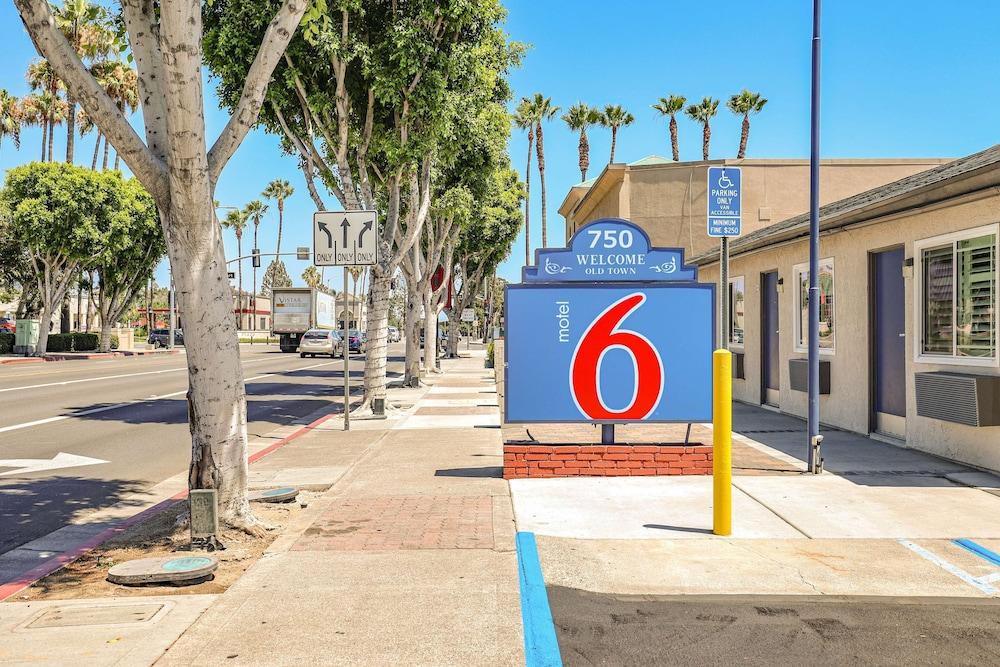 Motel 6 Tustin, CA – Orange County photo 4