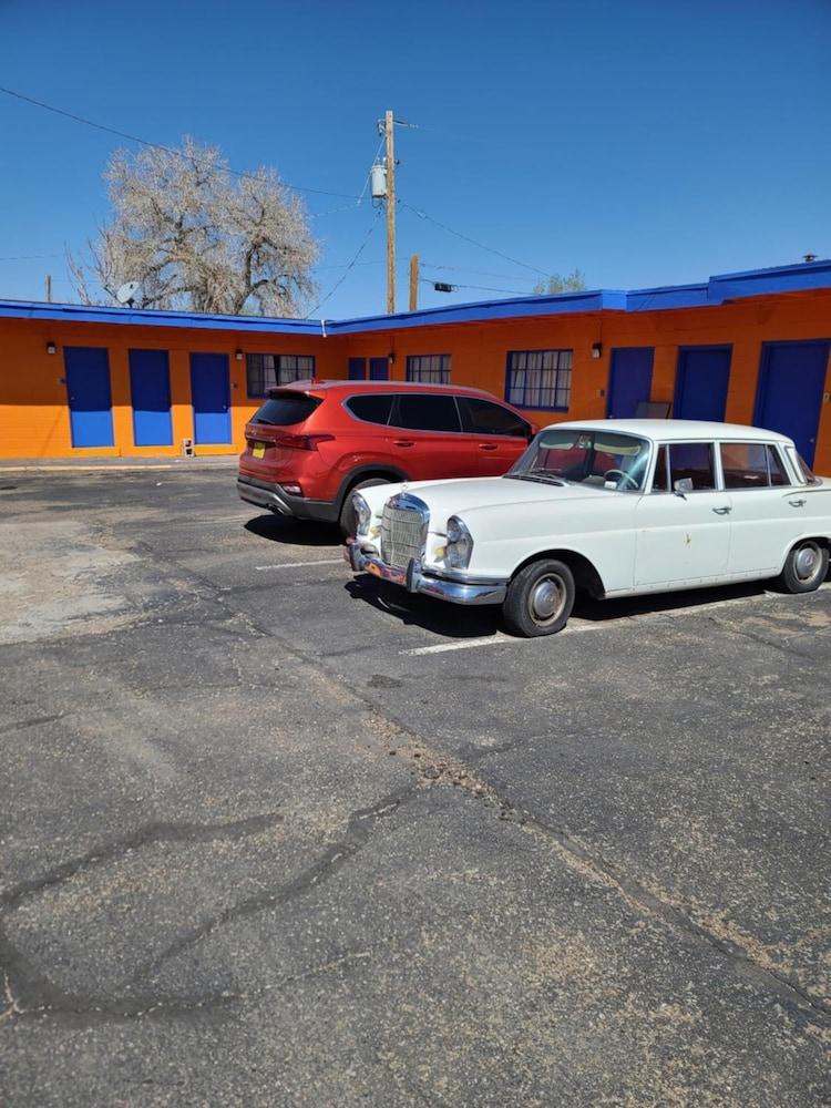 Sunset Motel photo 5