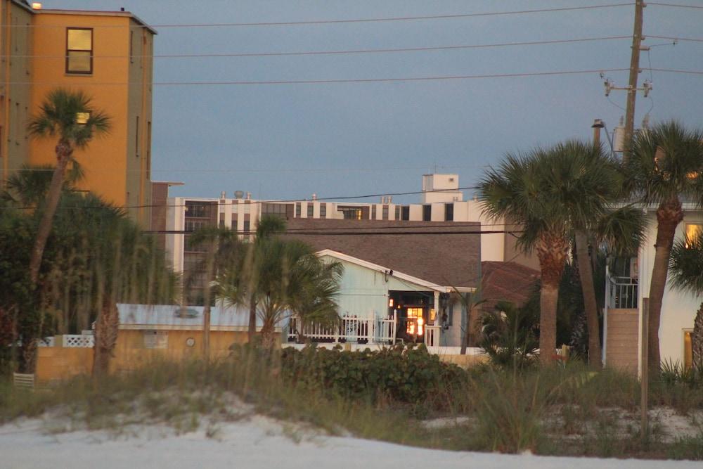 Lorelei Resort Motel photo 74