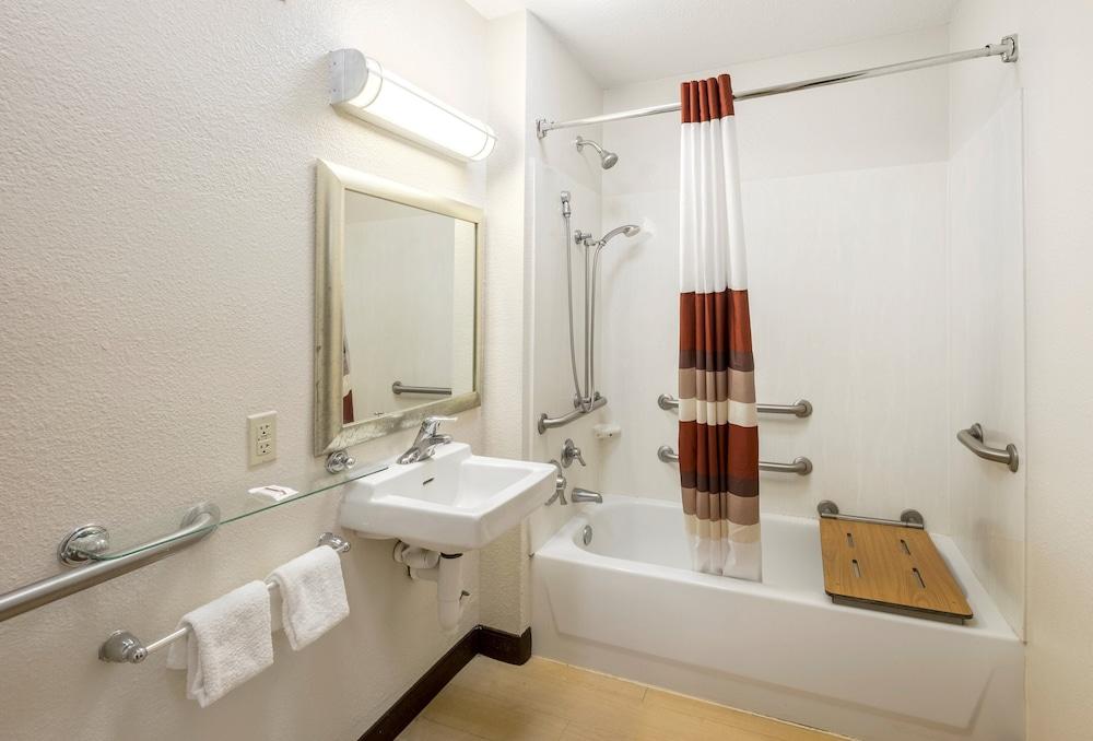 Red Roof Inn Jacksonville - Orange Park photo 23