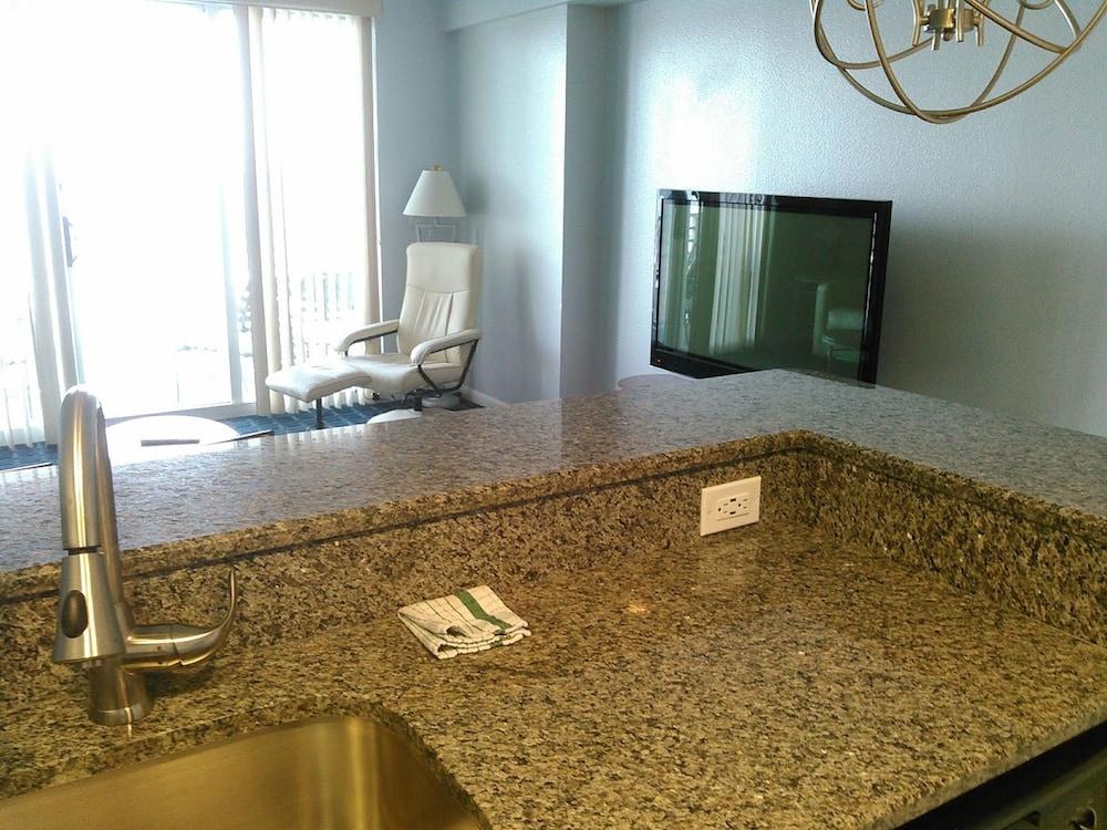 Ocean Walk Resort photo 82