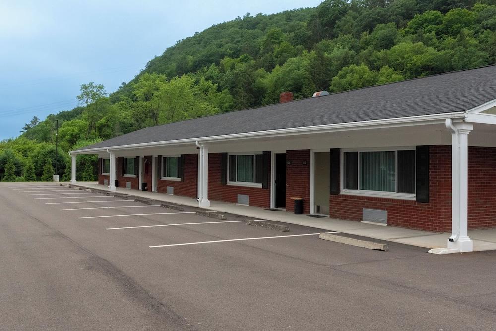 Valley Trail Inn photo 18