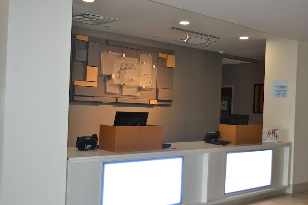 Holiday Inn Express Tallahassee University Central by IHG photo 33
