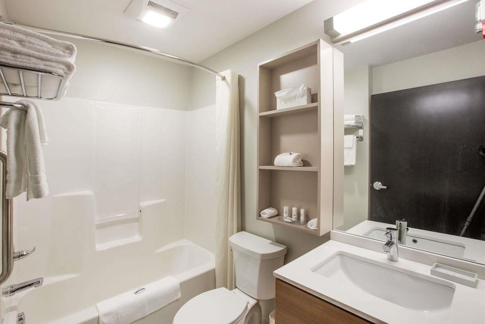 Microtel Inn & Suites By Wyndham Tioga photo 12