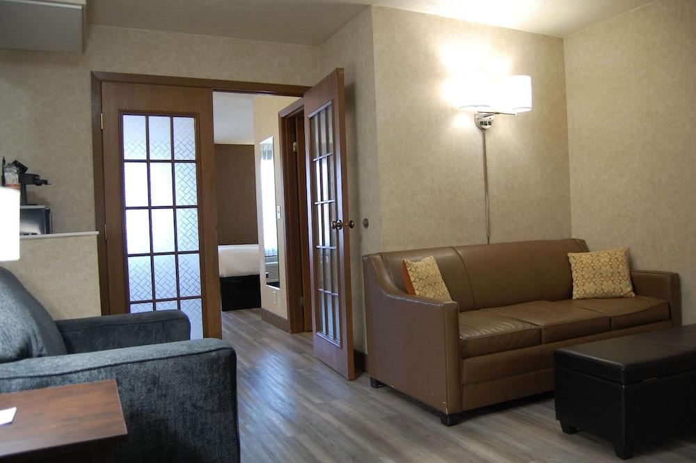 Quality Inn photo 10
