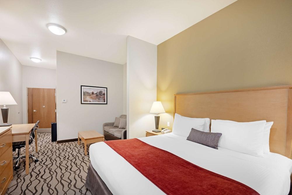 Best Western Plus Guymon Hotel & Suites photo 7