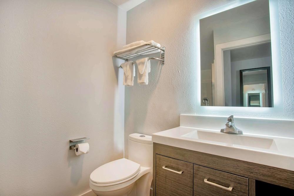Studio 6 Suites Albany, OR photo 20