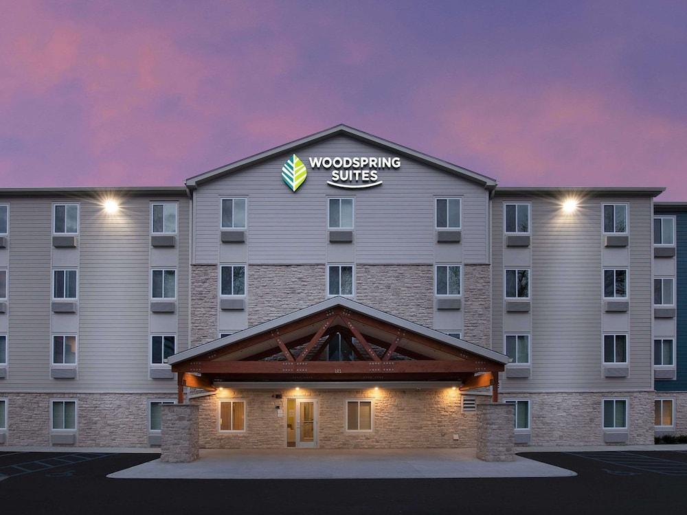 WoodSpring Suites Williston photo 11