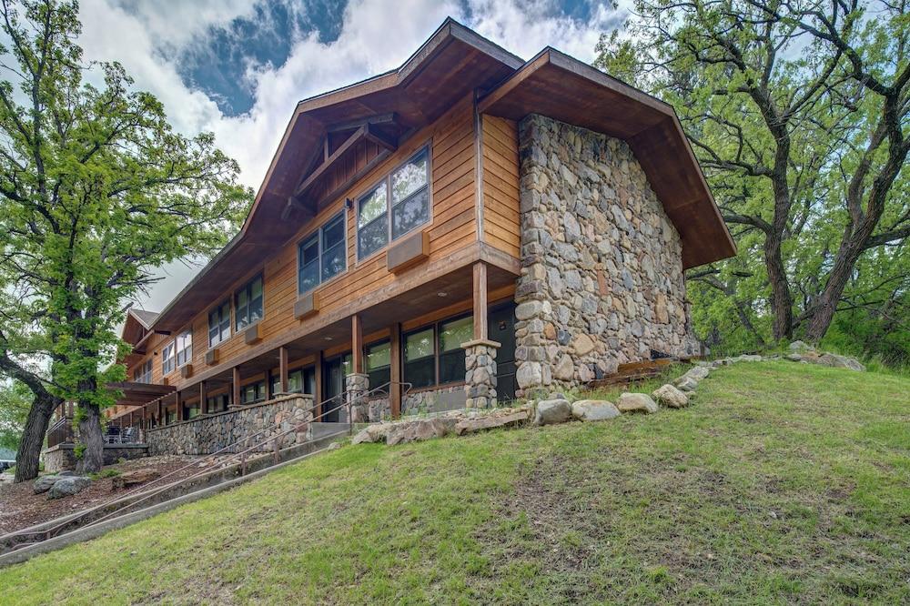 State Game Lodge at Custer State Park Resort photo 50