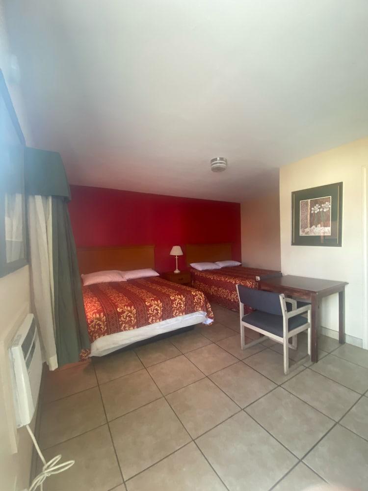Sunset Motel photo 4
