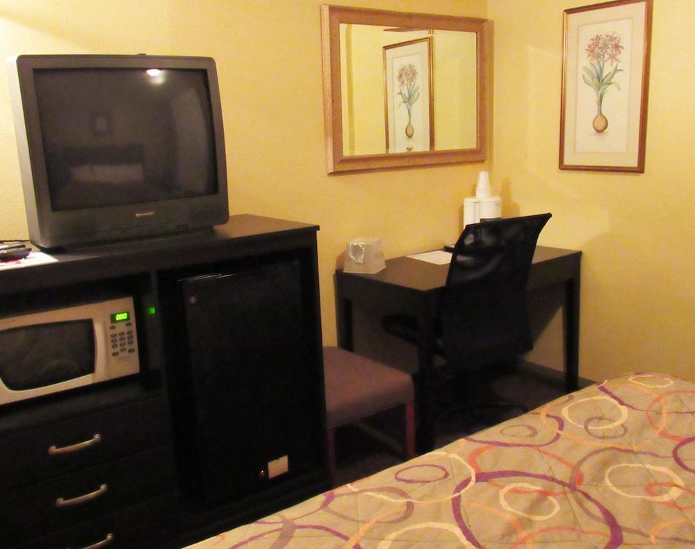Red Rock Inn photo 4