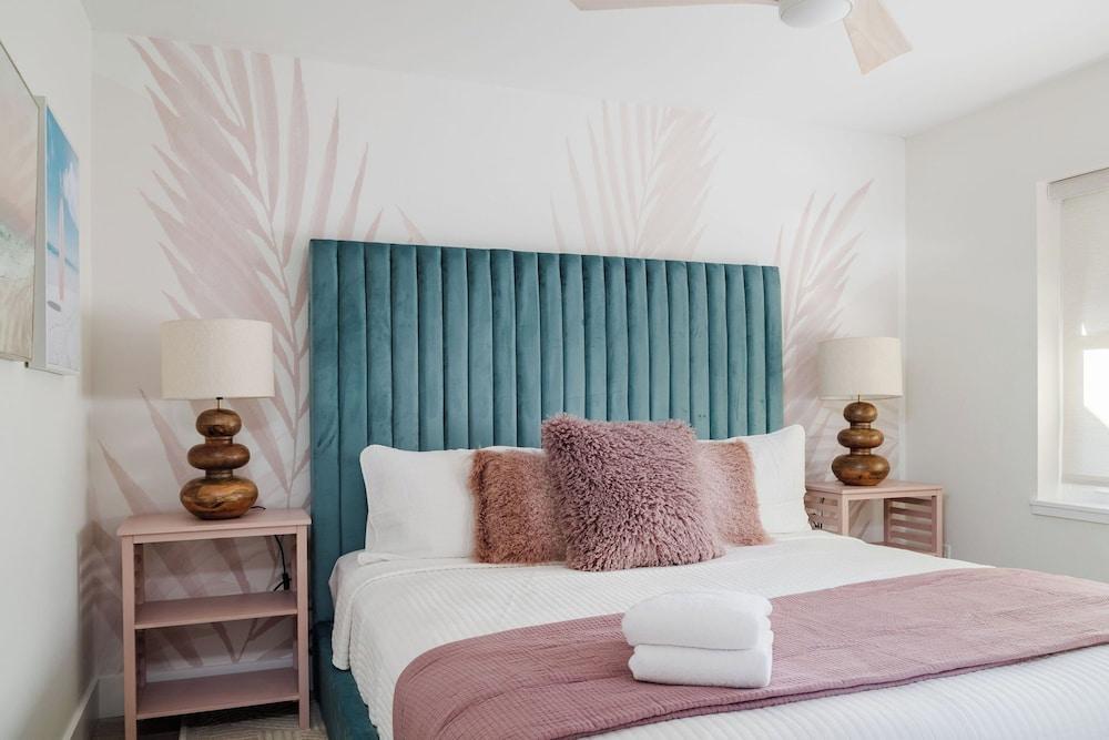 Haleys Court Boutique Motel photo 2