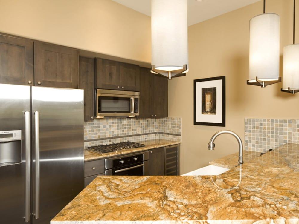 One Ski Hill Place, a RockResort, by Vail Resorts photo 33