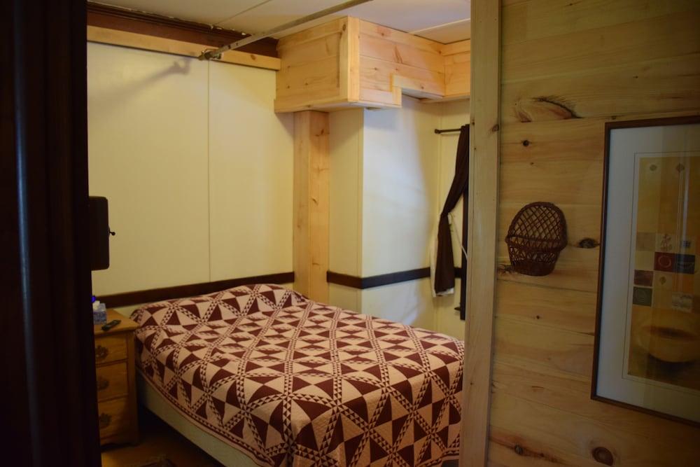 The Baseball Hotel photo 29