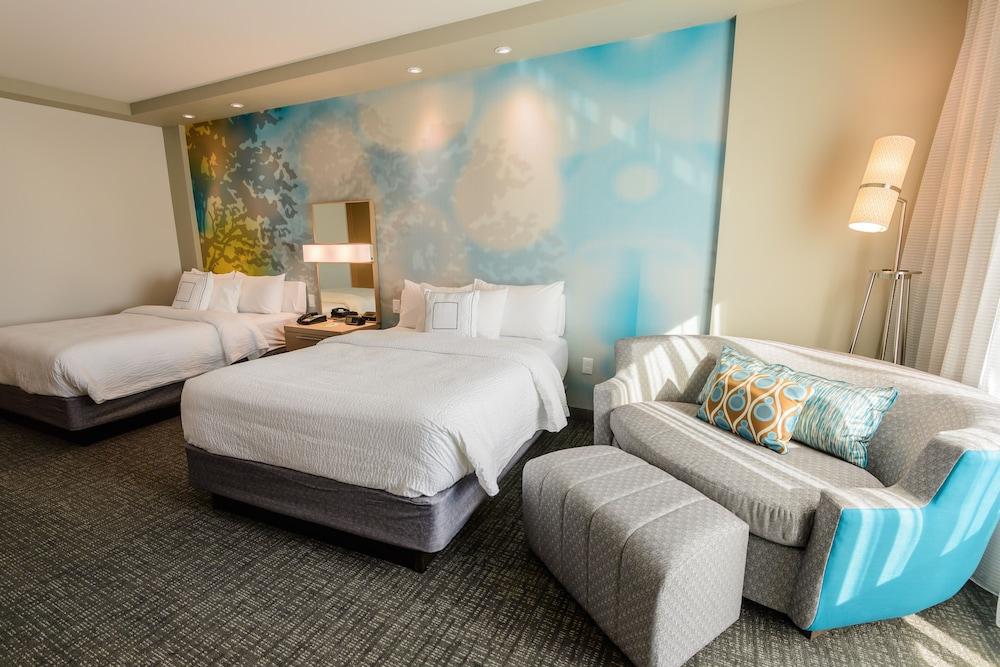 Courtyard by Marriott Lake Jackson photo 8
