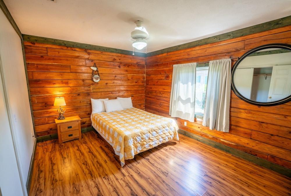 Fishtale Lodge photo 49