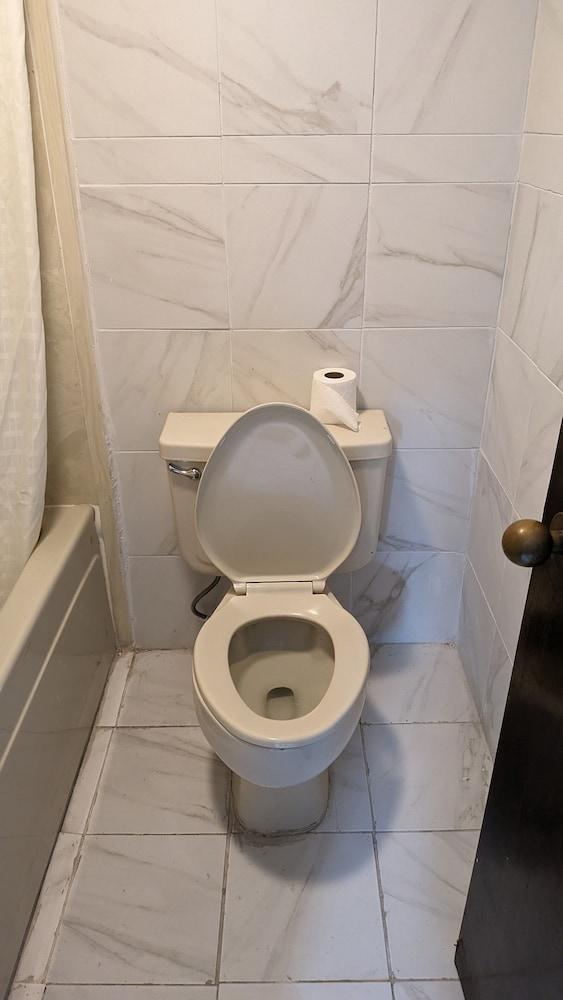 Edelweiss Inn And Suites photo 20