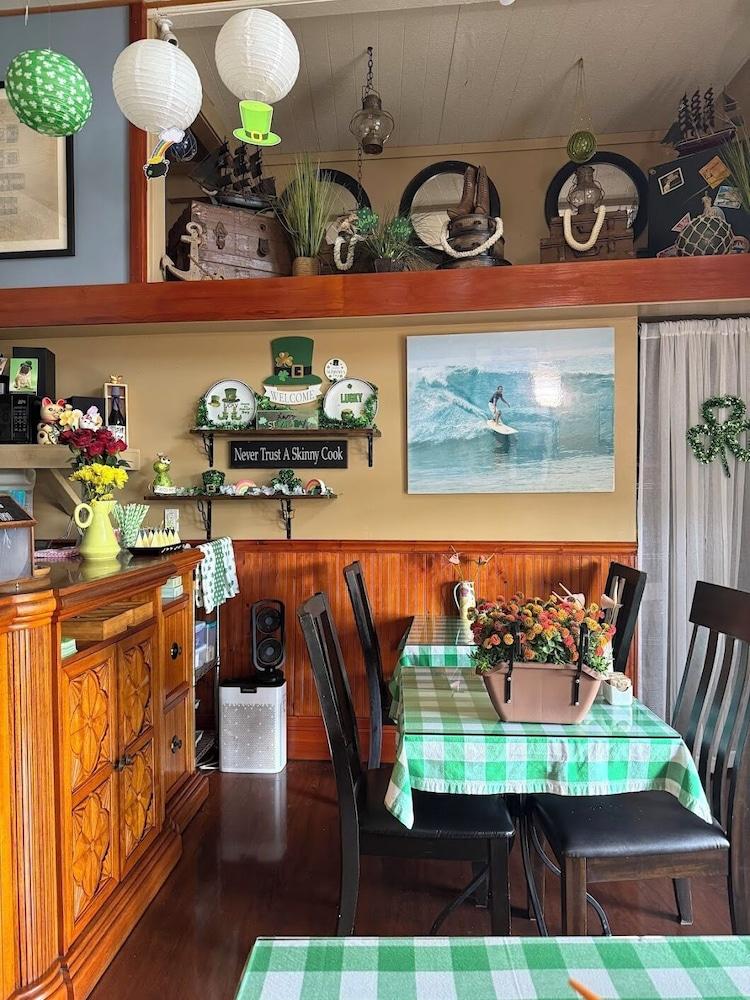 Hilo Town Inn photo 22