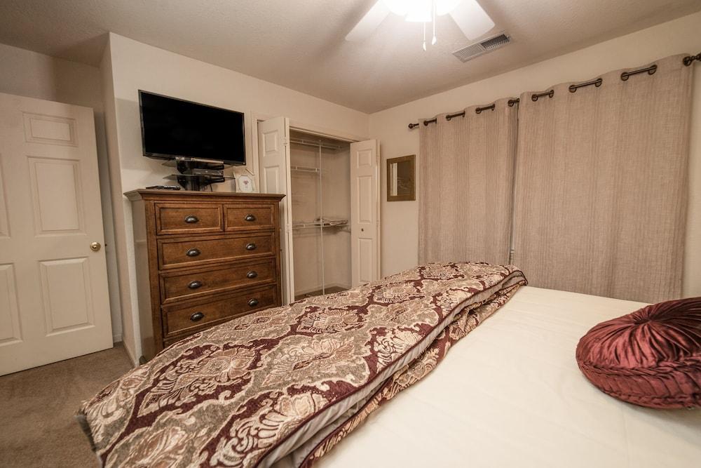 Pointe Royale Condominium Resort & Golf Course photo 49