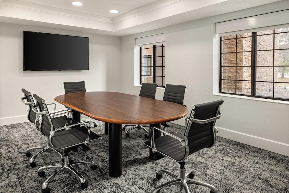 Staybridge Suites MPLS-Maple Grove/Arbor Lakes by IHG photo 48