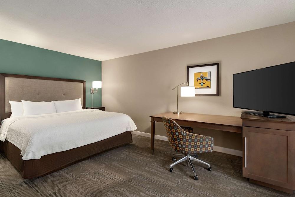 Hampton Inn New Orleans-St. Charles Ave./Garden District photo 30