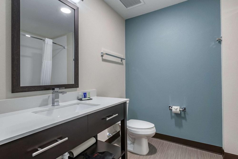 Sleep Inn & Suites Milwaukee/Franklin photo 8