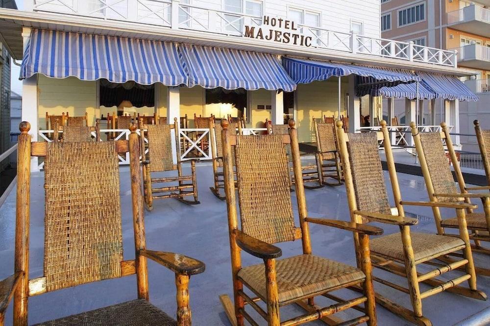 Majestic Hotel & Apartments photo 5