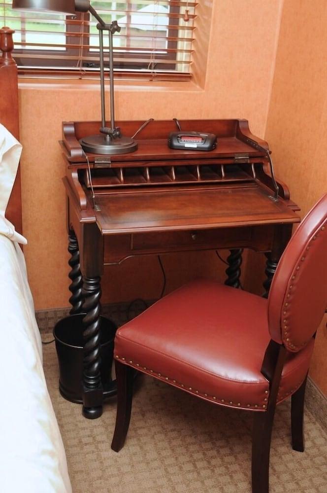 The Beaumont Inn photo 20