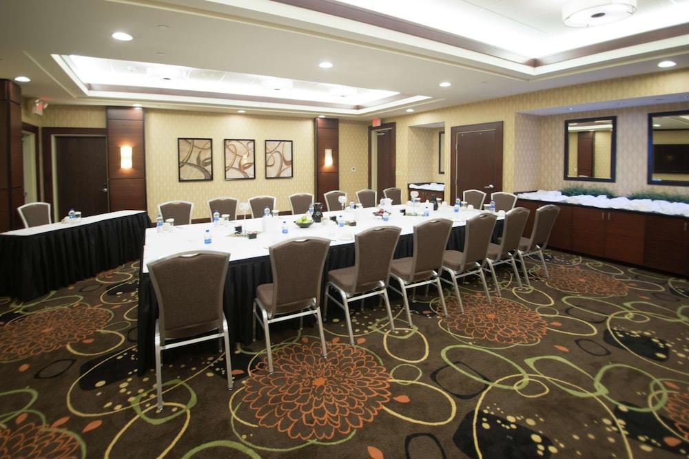 Embassy Suites by Hilton Fayetteville Fort Bragg photo 36