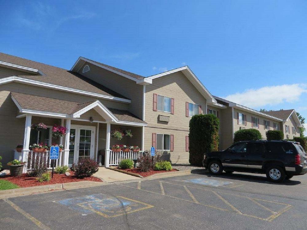 Country Inn Deerwood photo 1