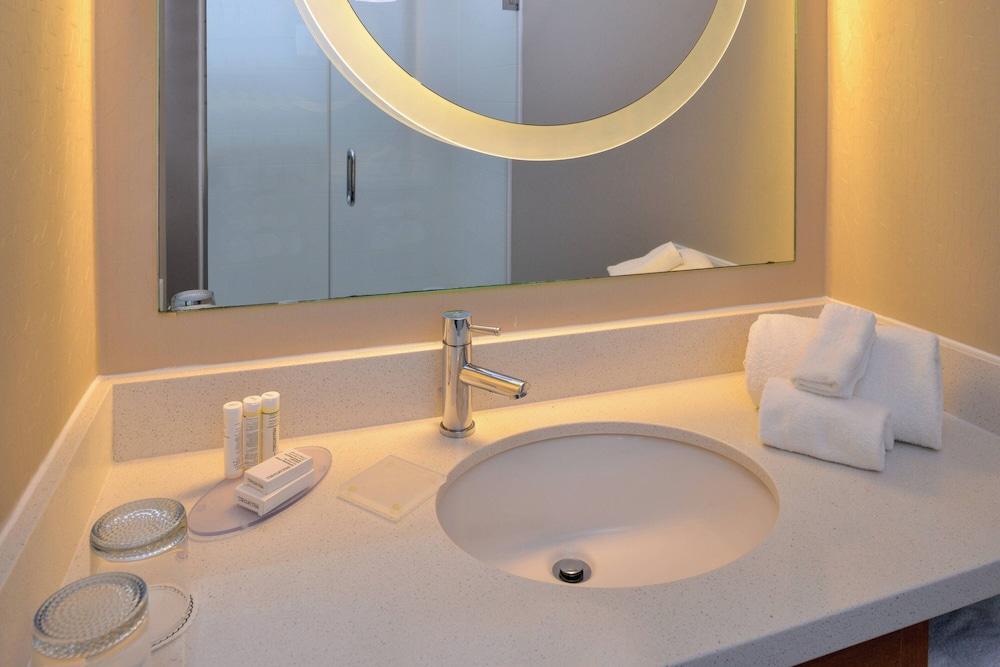 SpringHill Suites by Marriott Durham Chapel Hill photo 11