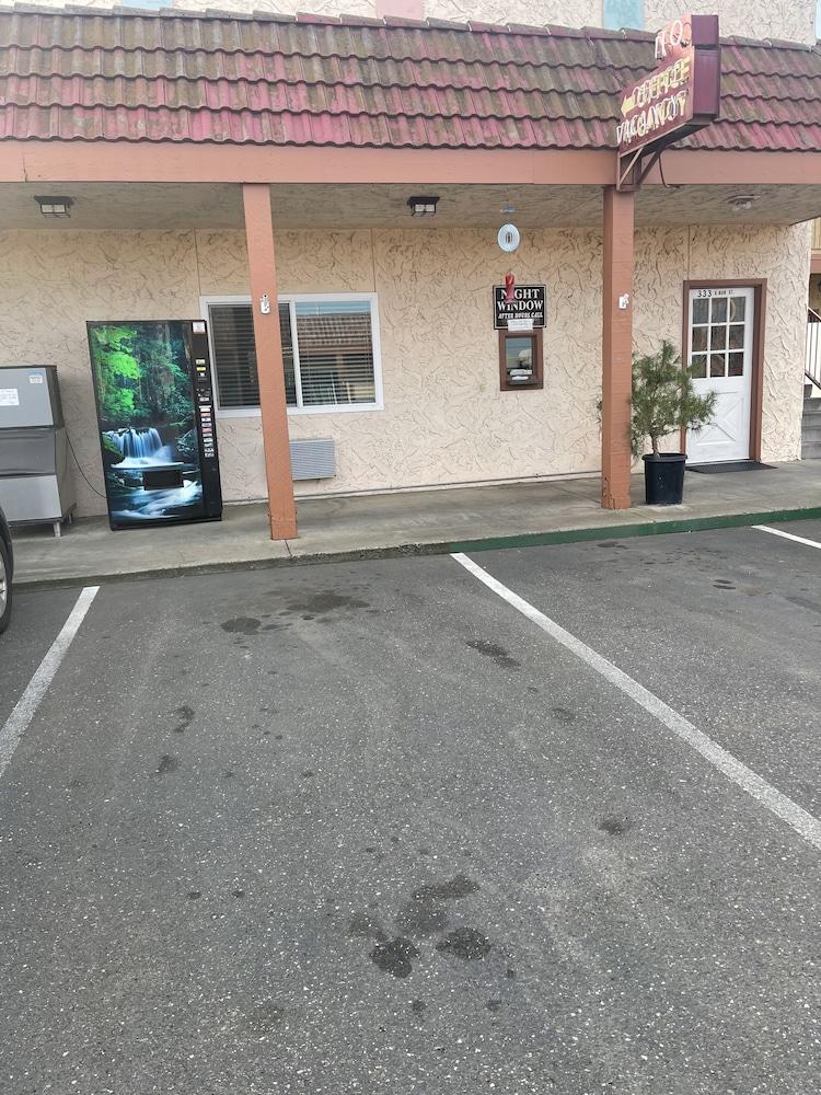 CRYSTAL MOTEL photo 7