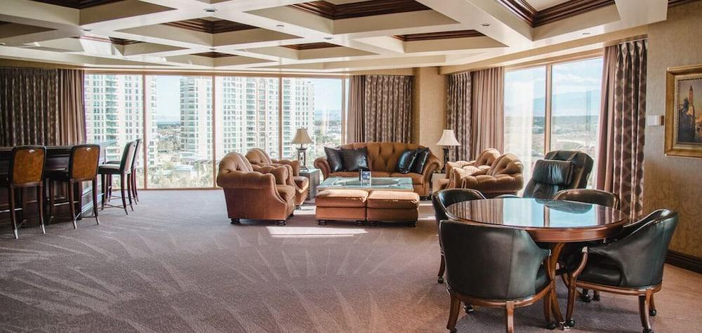Suncoast Hotel and Casino photo 9
