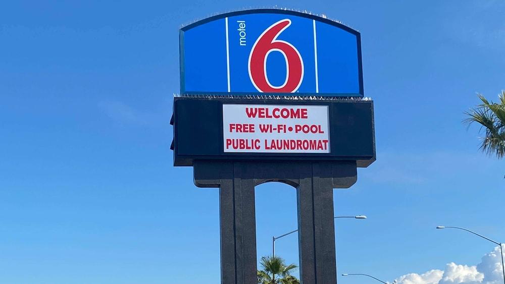 Motel 6 Bullhead City, AZ photo 23