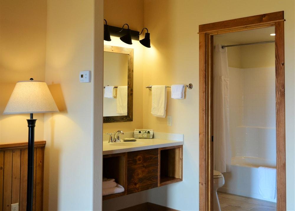 McAllister Inn & Lodging photo 13