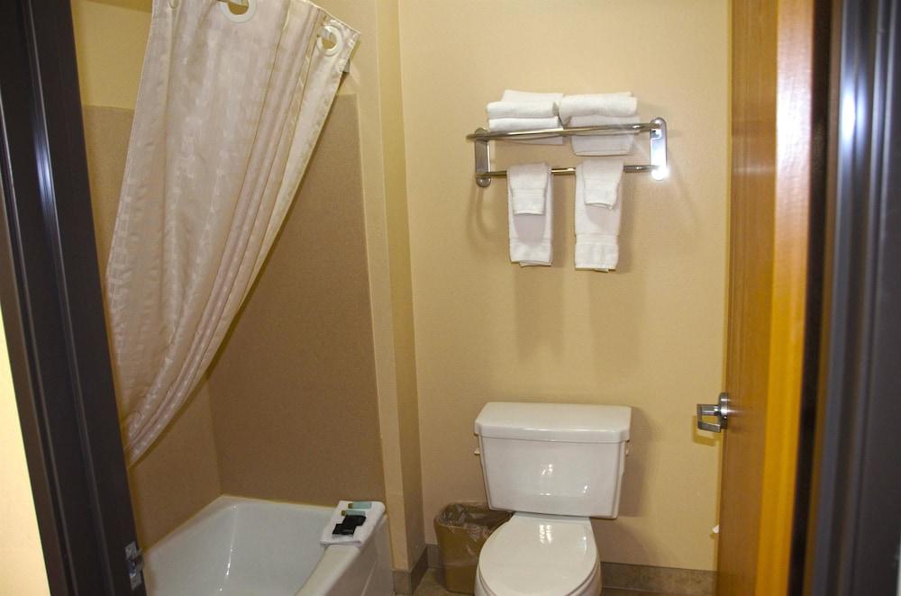Americas Best Value Inn St. Robert photo 19