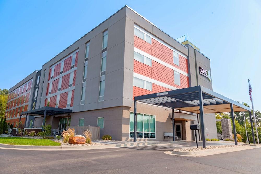 Home2 Suites by Hilton Jackson MI photo 3