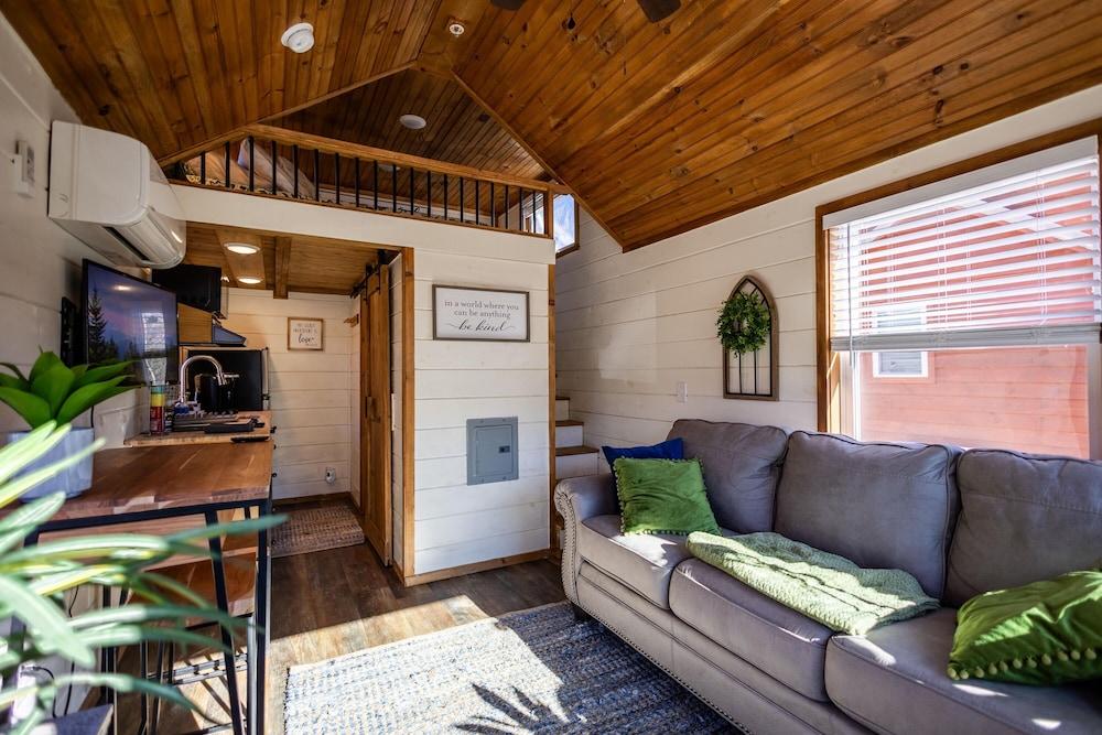 Sojourn Lodging photo 70