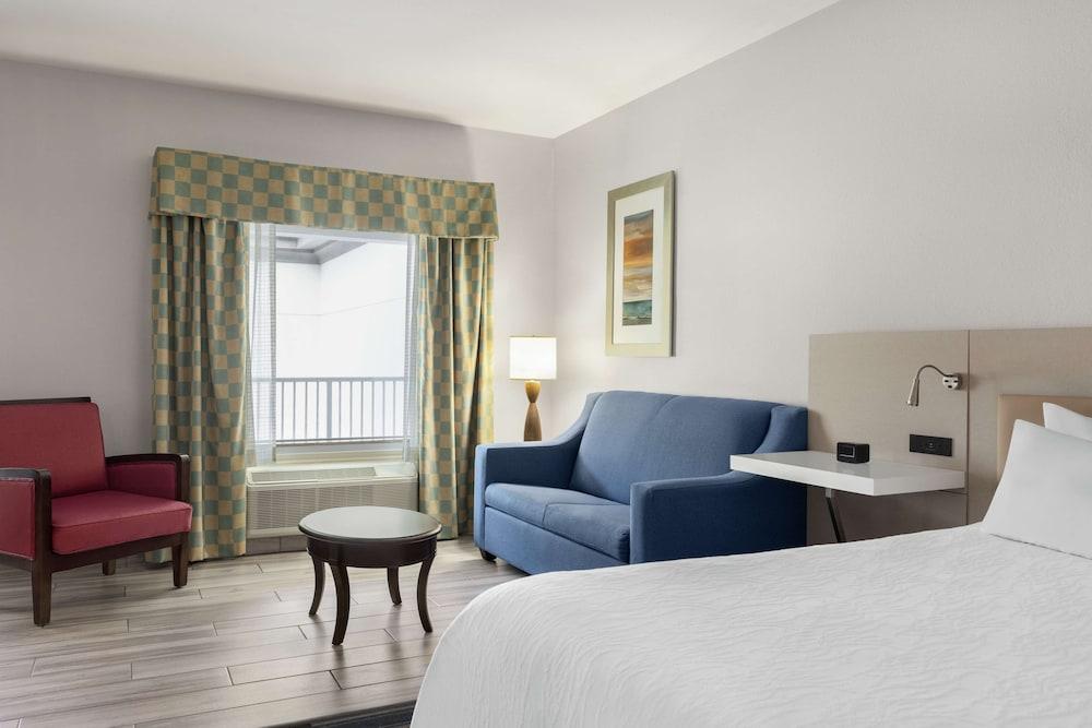 Hilton Garden Inn South Padre Island Beachfront photo 43