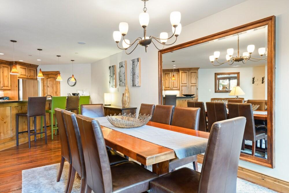 The Vail Spa Condominiums photo 28