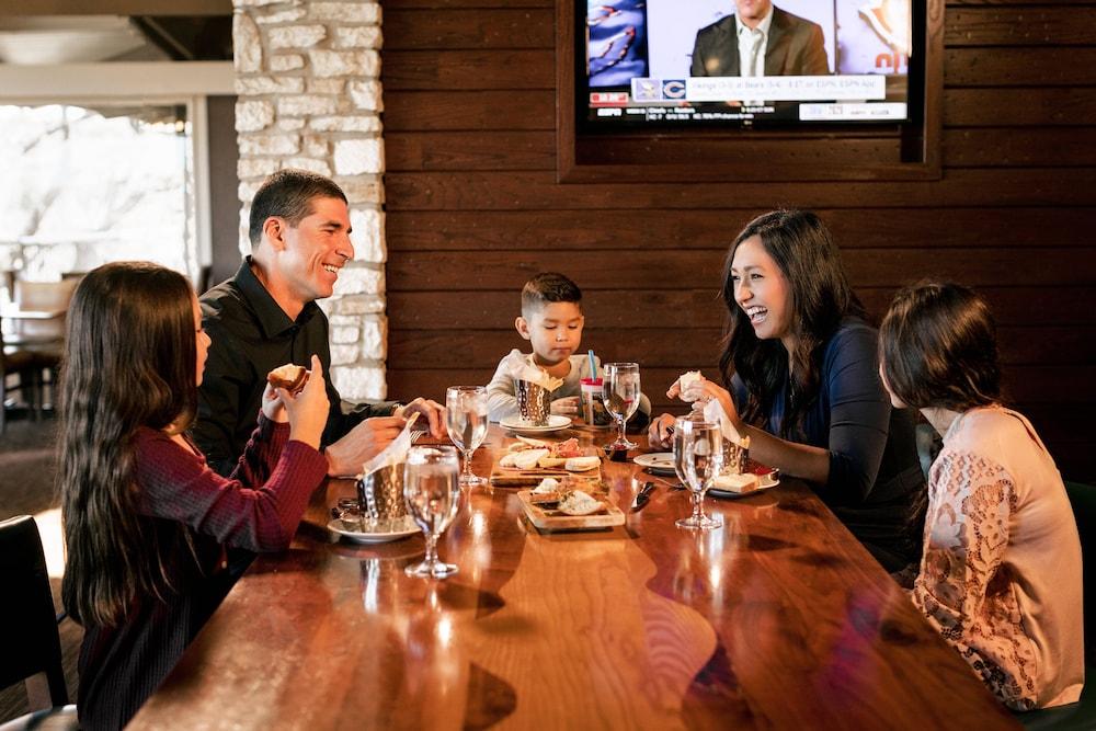 Lakeway Resort & Spa photo 39