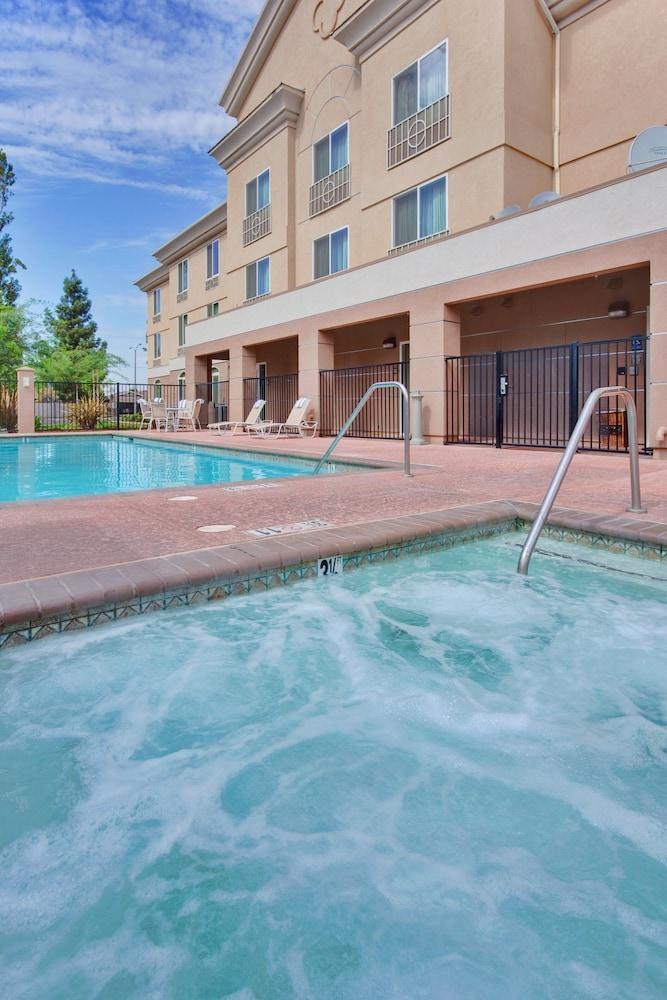 Holiday Inn Ex Ste Porterville by IHG photo 36