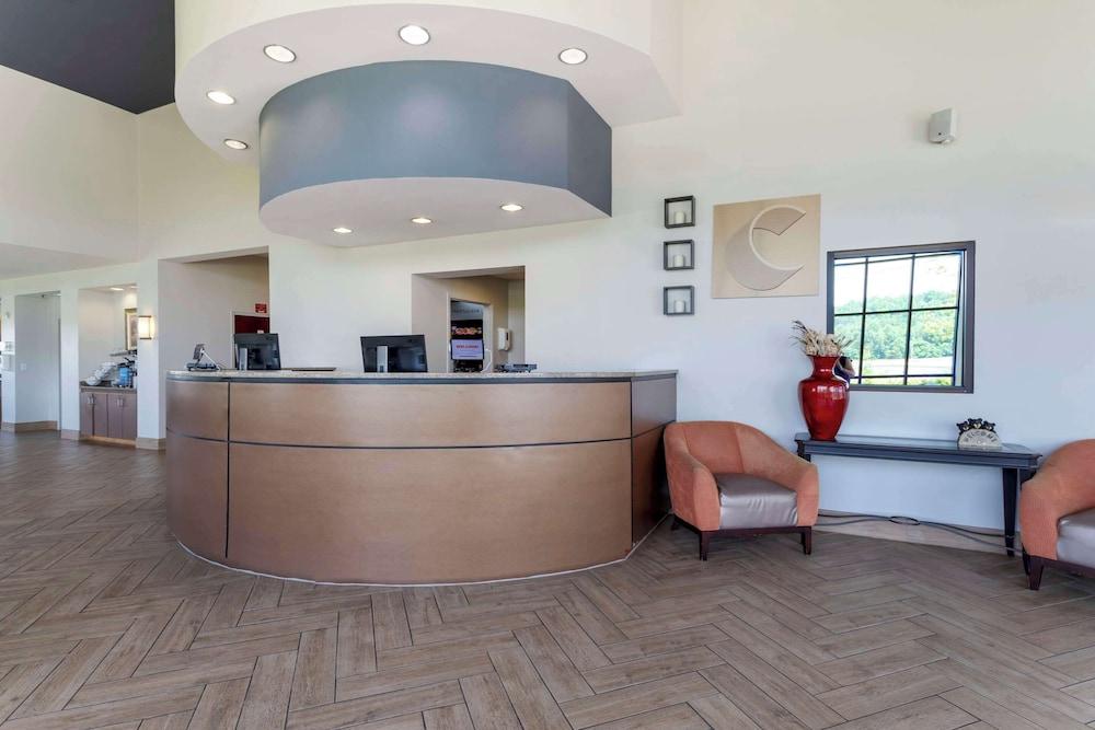 Comfort Suites Kodak Sevierville photo 17