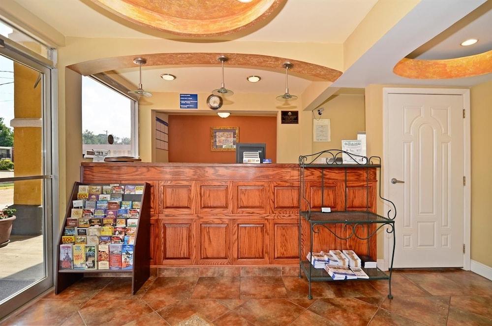 Americas Best Value Inn Alexandria photo 2
