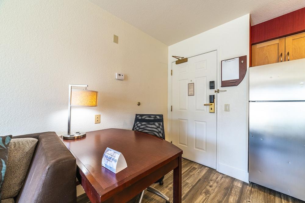 Metro Phoenix Extended Stay photo 82