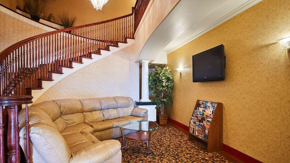 Best Western Henrietta Inn & Suites photo 4