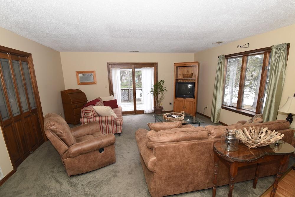 Timber Inn Motel photo 16