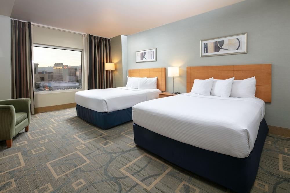 The Platinum Hotel photo 14