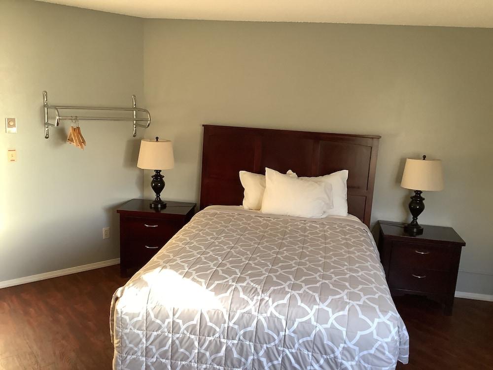 Riverside Inn Dallas photo 26