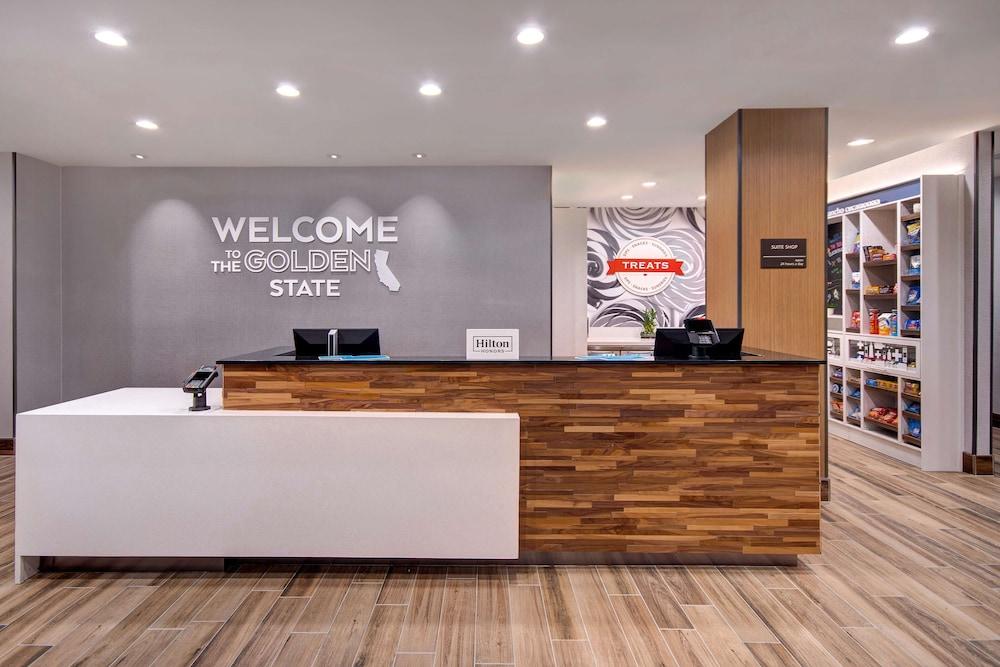 Hampton Inn & Suites Ontario Rancho Cucamonga photo 4